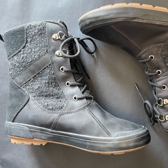 KEEN Elsa II Ankle Quilted Waterproof boots, 7.5 - Picture 2 of 6